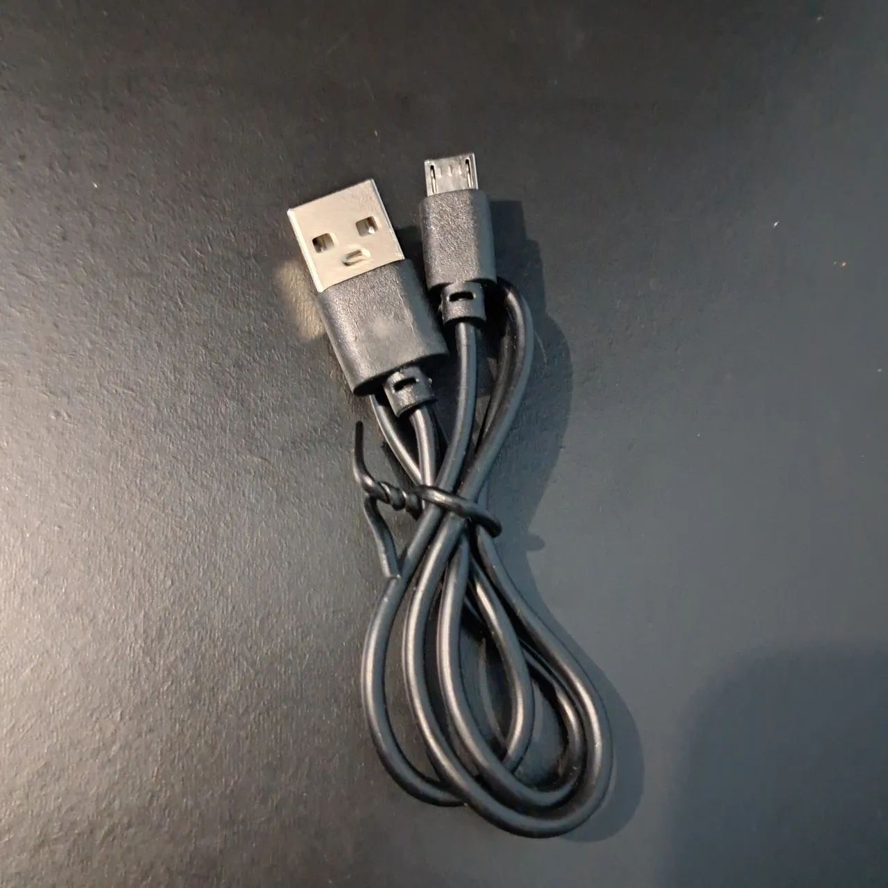 Caixa de Som Bluetooth Portátil Com Led RGB - Foto 4