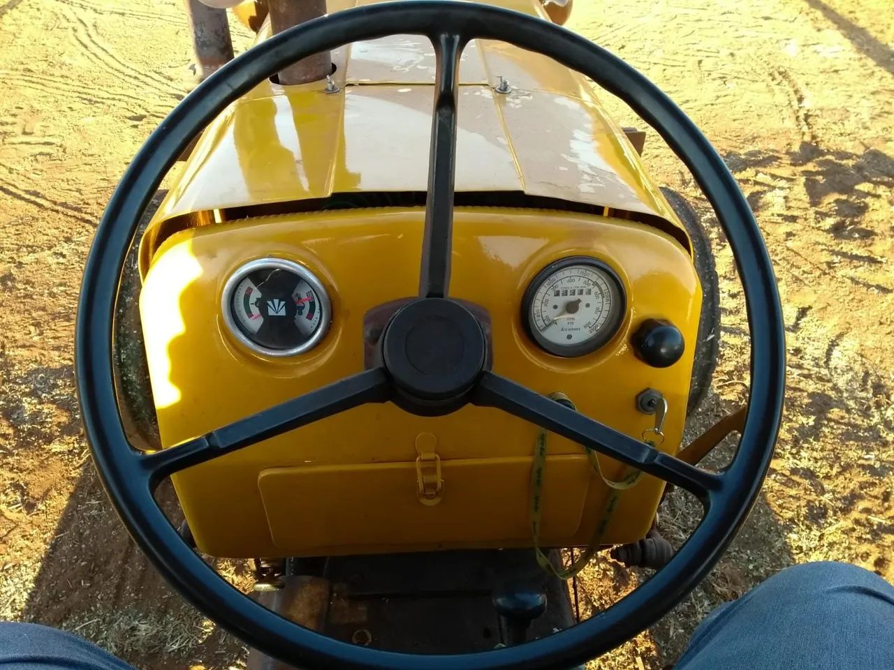 Trator Valmet 85 id  - Foto 3