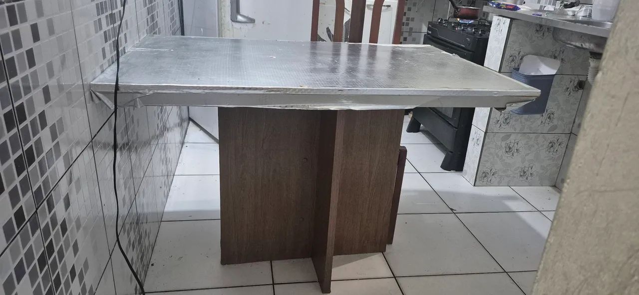 Mesa quatro cadeiras