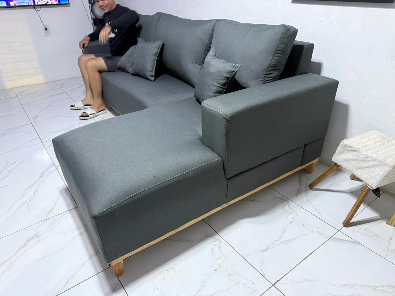 Sofá com chaisse modulado  - Foto 5