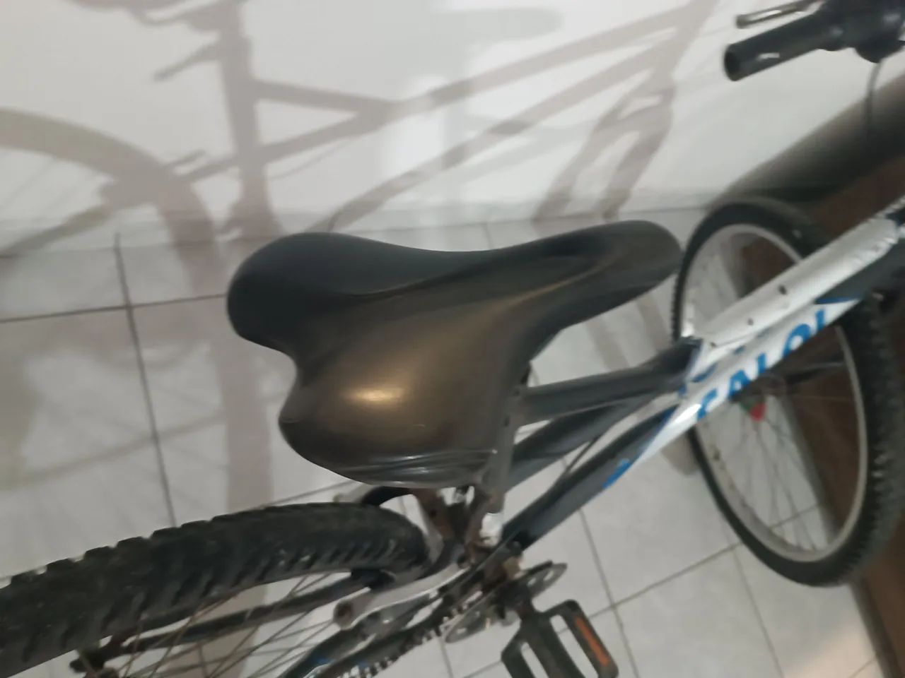 Bicicleta caloi aro 26  - Foto 5