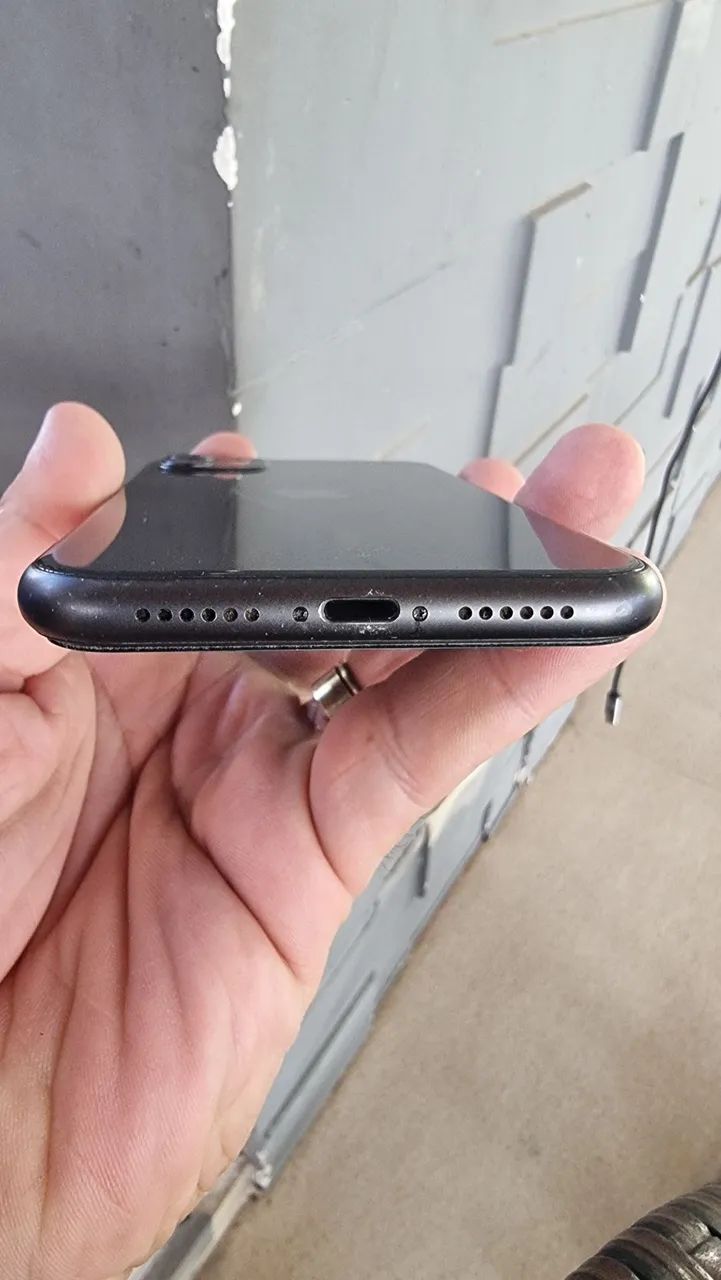 IPhone 11 128g Cor Preto  - Foto 4