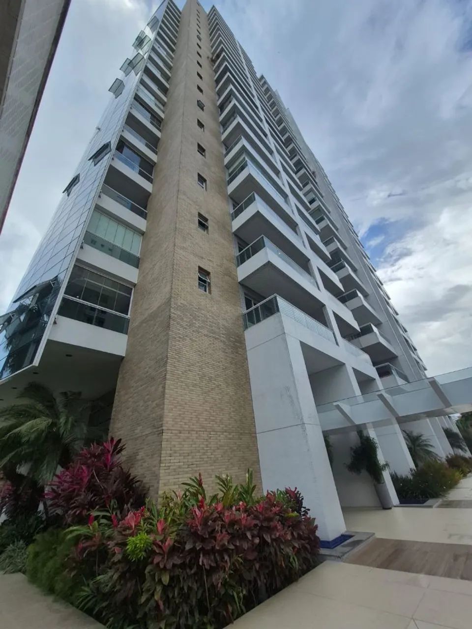 Adrianópolis: Teresina 275 mobiliado 538m2 leia