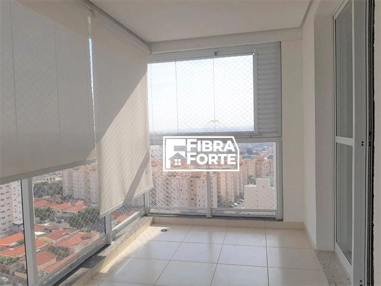 Apartamento locação no Taquaral em Campinas.
