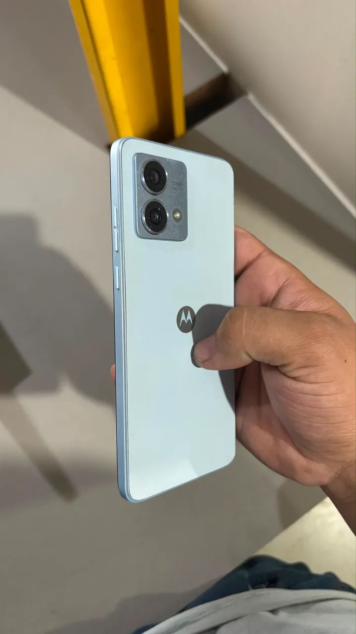 Celular Motorola G84