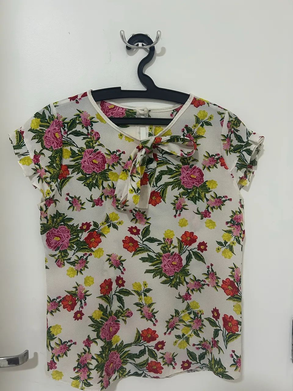 CAMISETA FLORAL