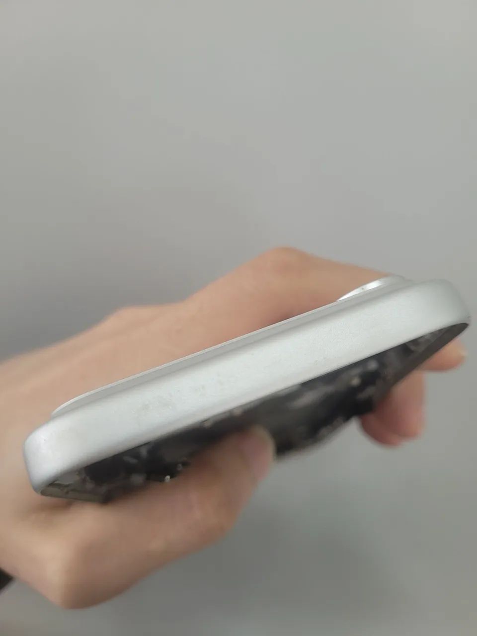 Carcaça Original iPhone 17 Pro Max com Chip Usada - Foto 5