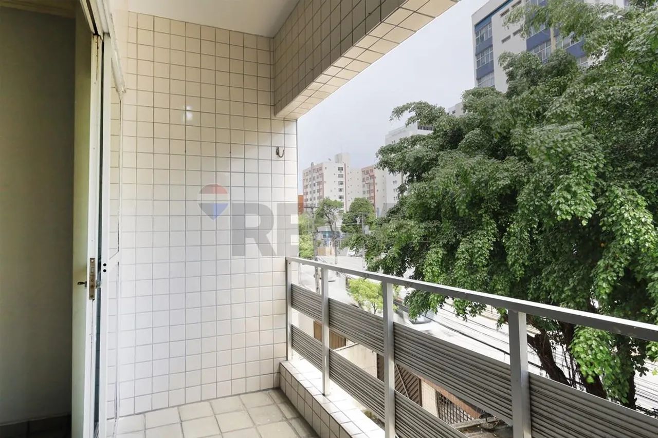 VENDO APARTAMENTO 102 M² COM 3 QUARTOS + DEPENDÊNCIA COMPLETA NO EDIFÍCIO NOSSA SENHORA DE - Foto 2