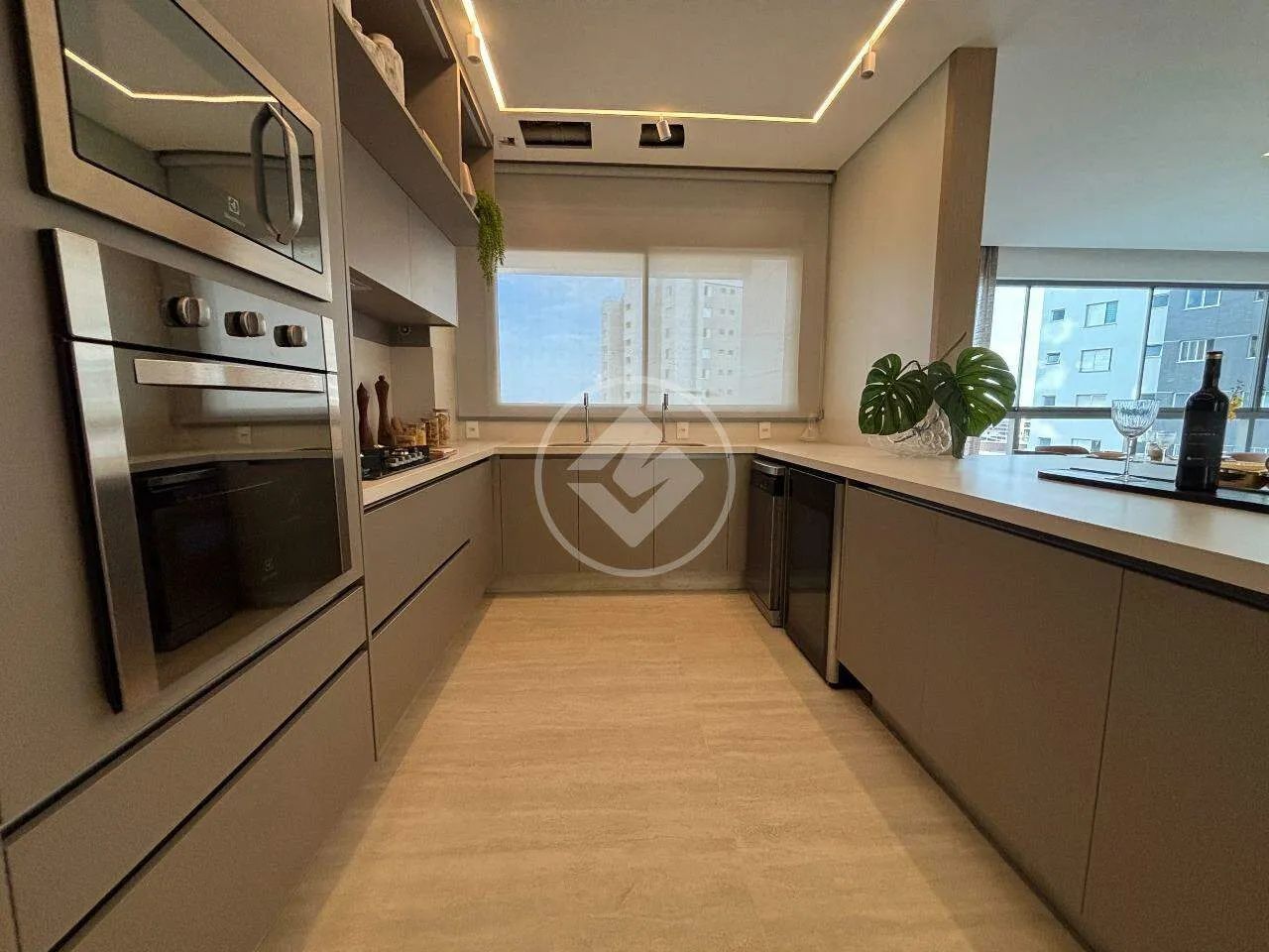 APARTAMENTO DE 199 M² COM 4 QUARTOS NO BAIRRO VILA DA SERRA - Foto 5