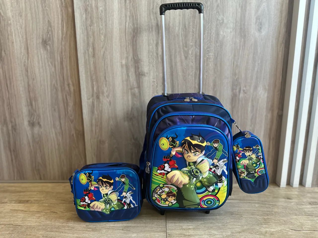  MOCHILA DO BEN 10  - Foto 3