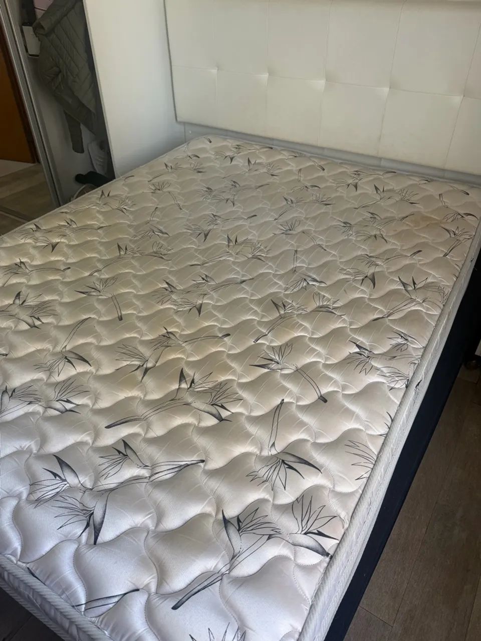 Cama box casal e colchão 