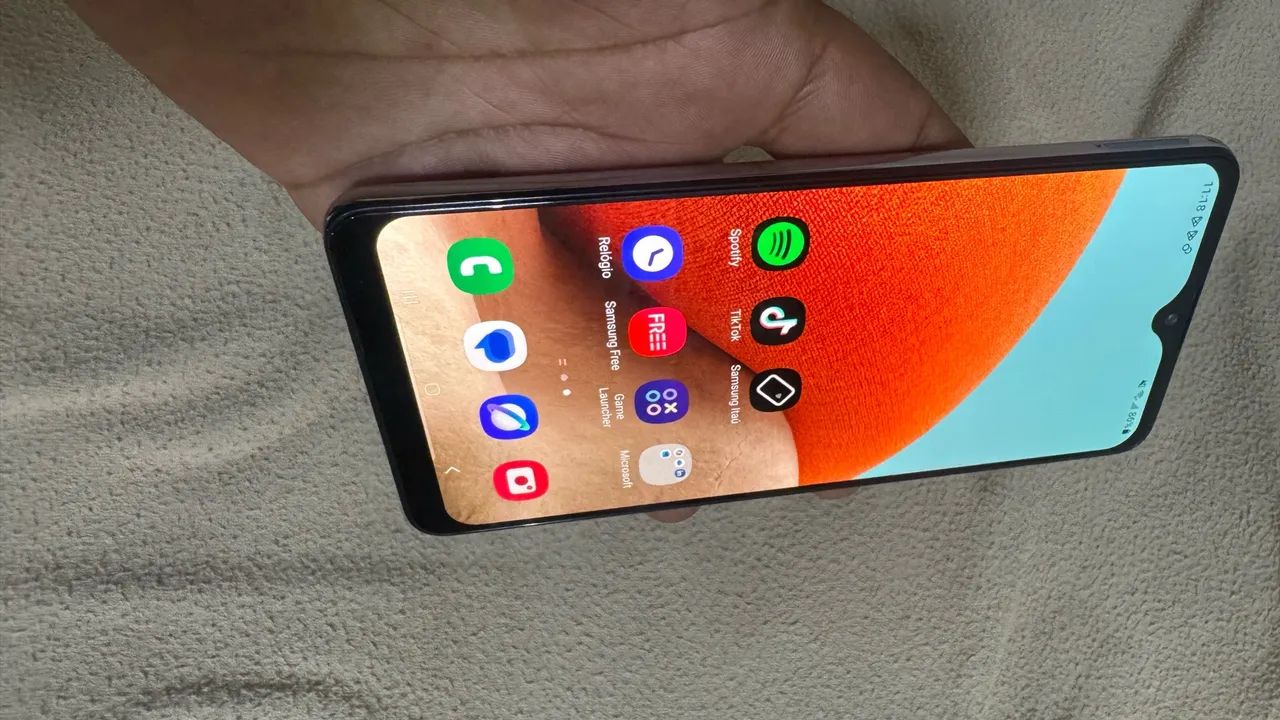Samsung A32 impecável facilito entrega - Foto 4