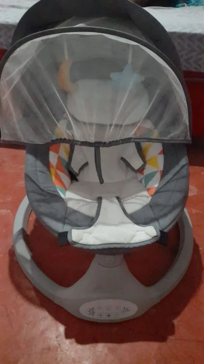 Vendo cadeirinha de balanço 