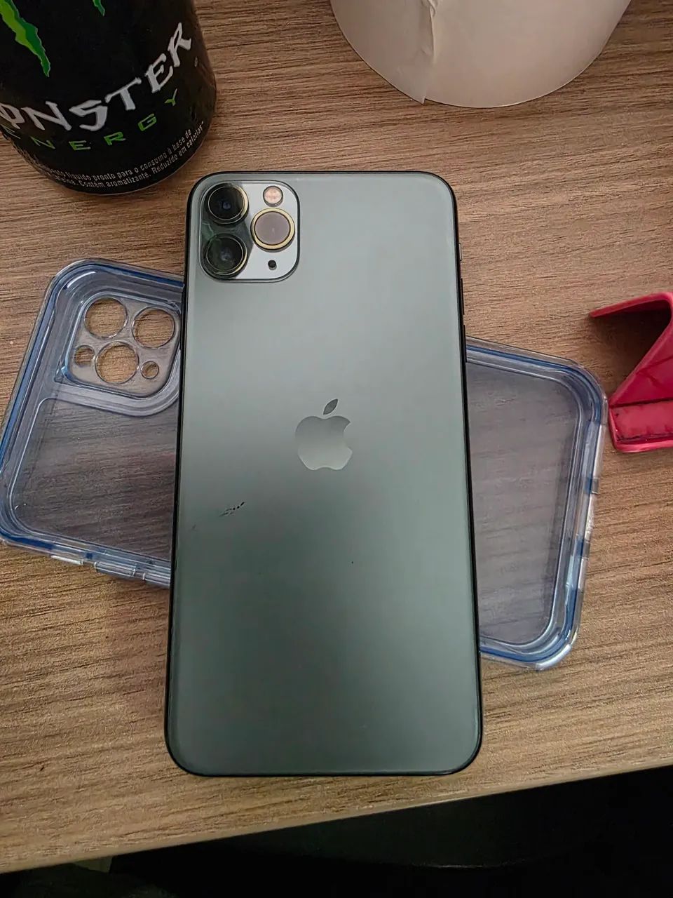 IPHONE 11 PRO MAX / Red mi note 9s - Foto 3