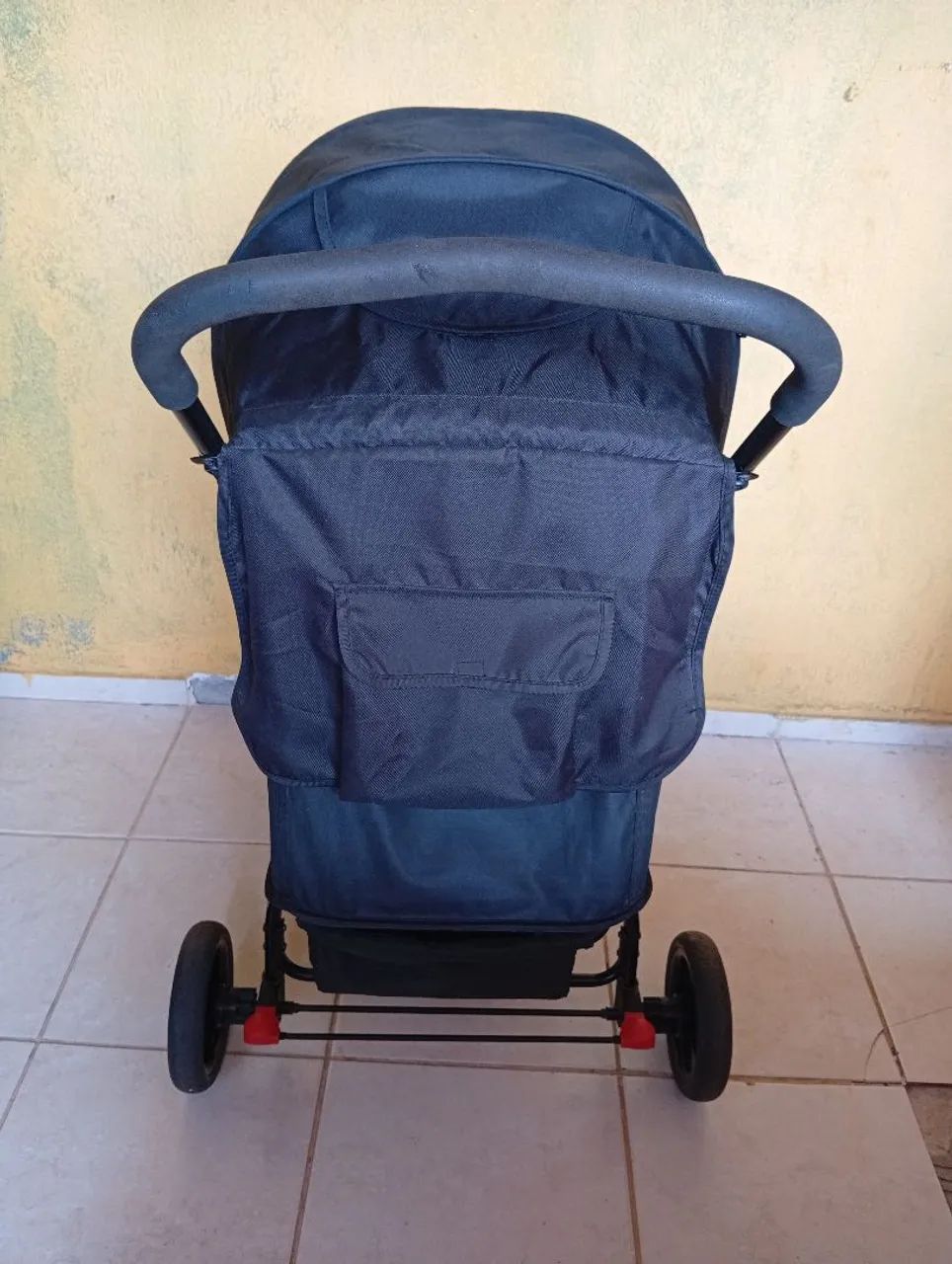 Carrinho de bebê, mas bebê conforto  - Foto 4
