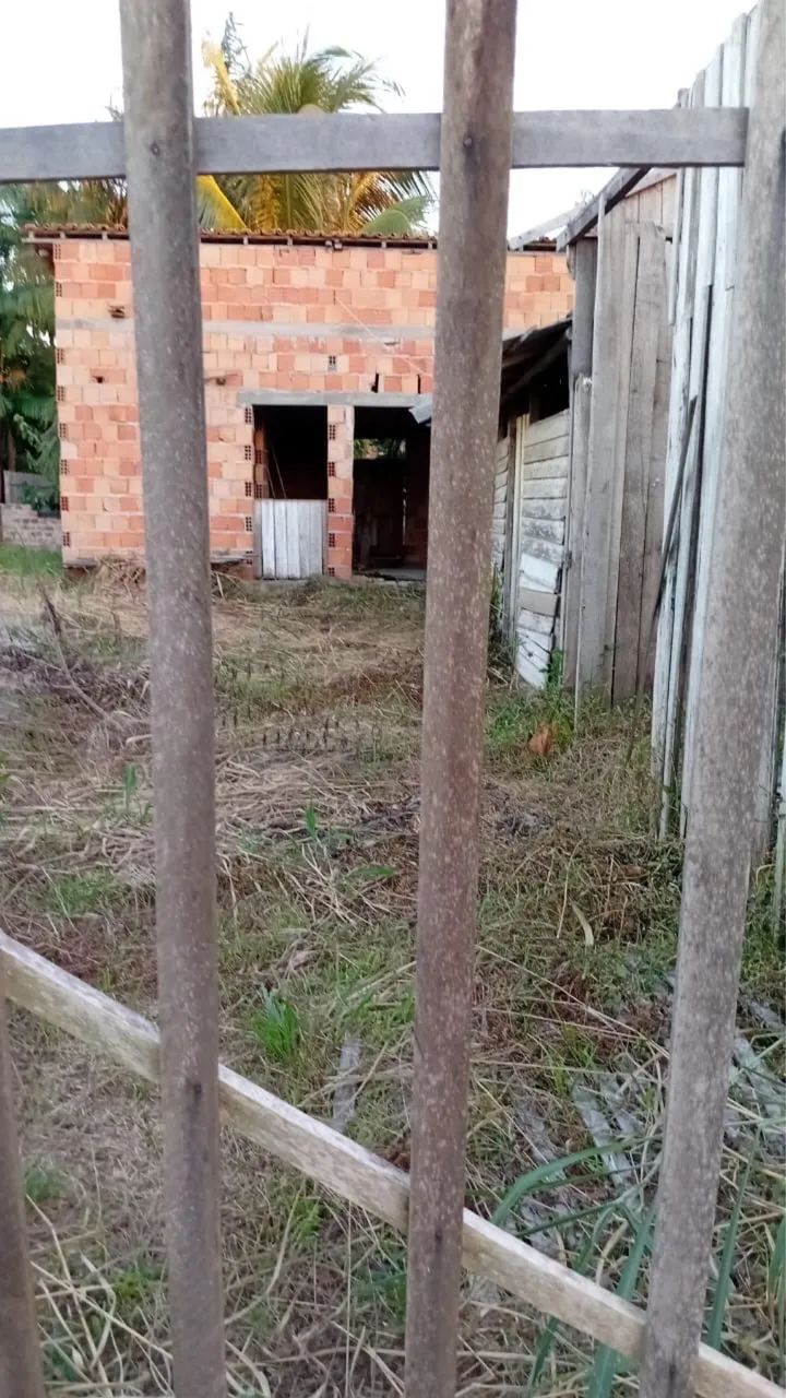 Vendo casa na vila dos cabanos 