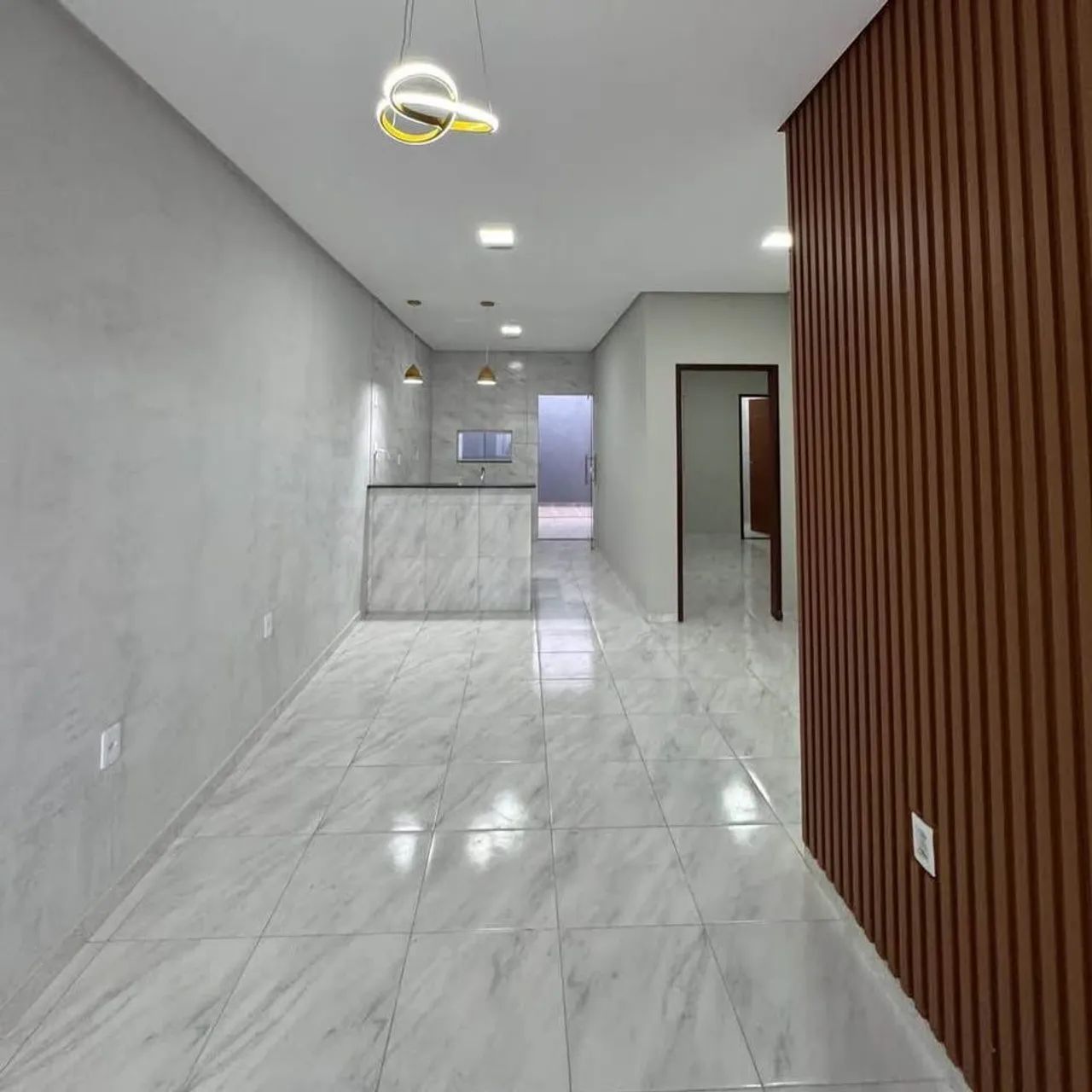 Vende-se casa: 2 quartos e 1 banheiro. Parcelamento + entrada - Foto 2