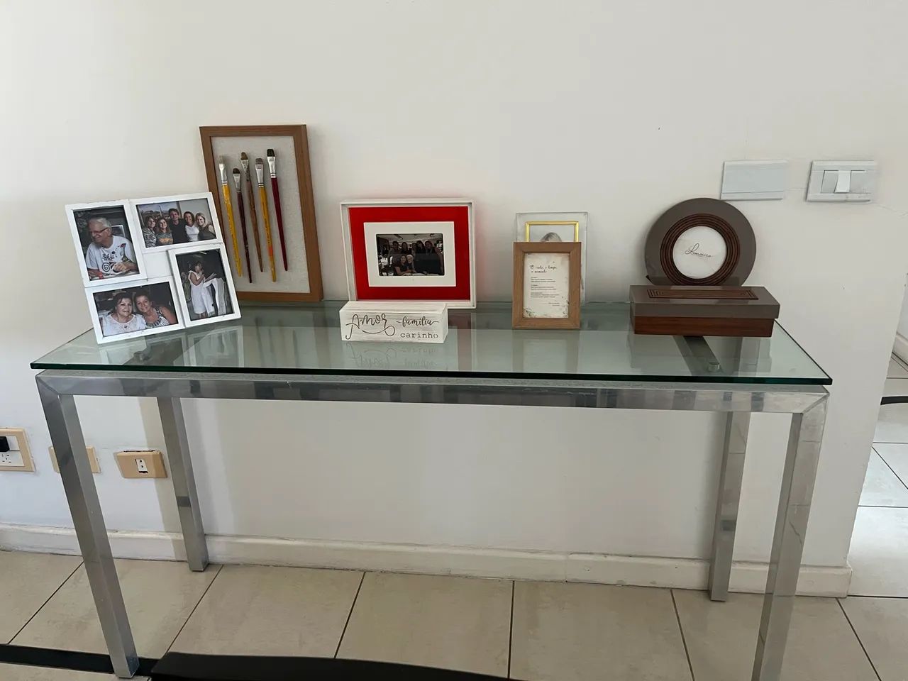Aparador com tampo de vidro - Foto 2