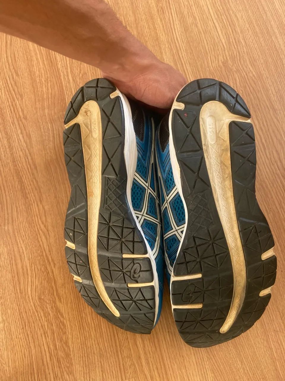 Tênis asics azul - Foto 5