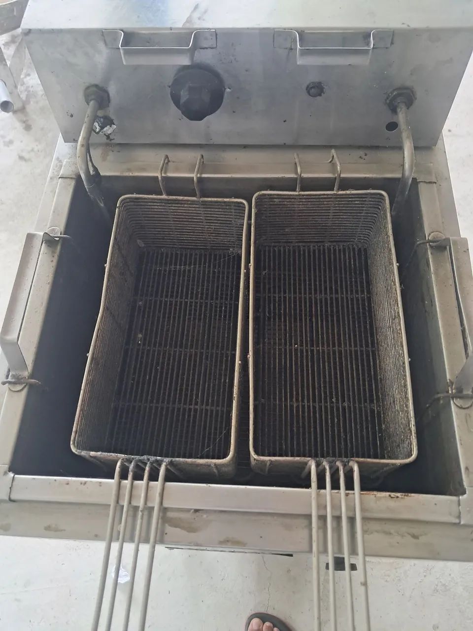 Fritadeira elétrica claydon 220v - Foto 3