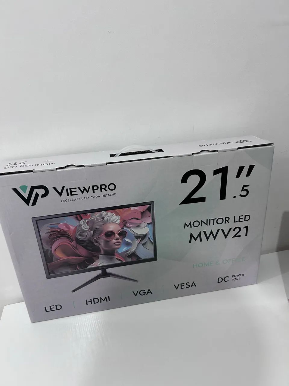 Monitor 21,5 Full Hd lacrado