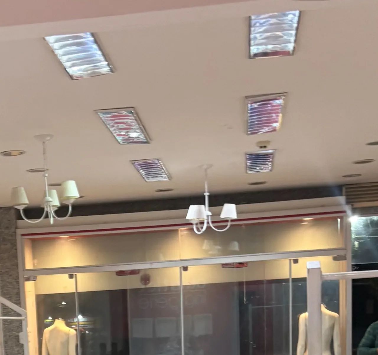 Vendo 8 luminárias com 16 âmpadas retangular 