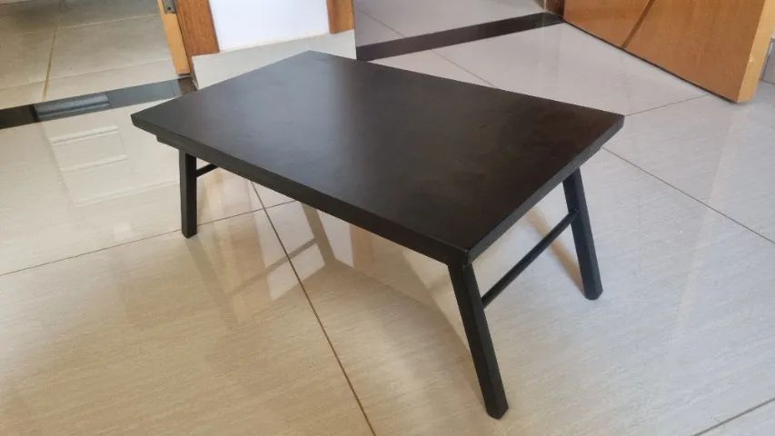 Mesa de colo dobrável - toda em madeira - Foto 3