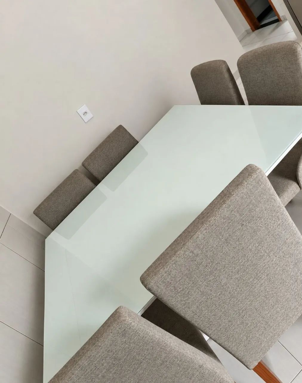 Vendo Mesa de Jantar +  6 cadeiras