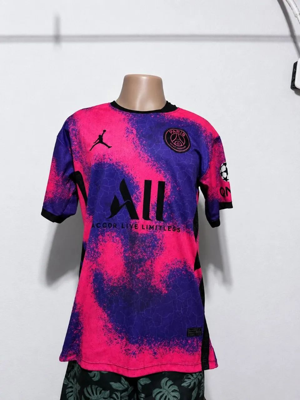 Camisa PSG Paris Saint-Germain Rosa e Roxa  - Estilo Exclusivo e Moderno ?