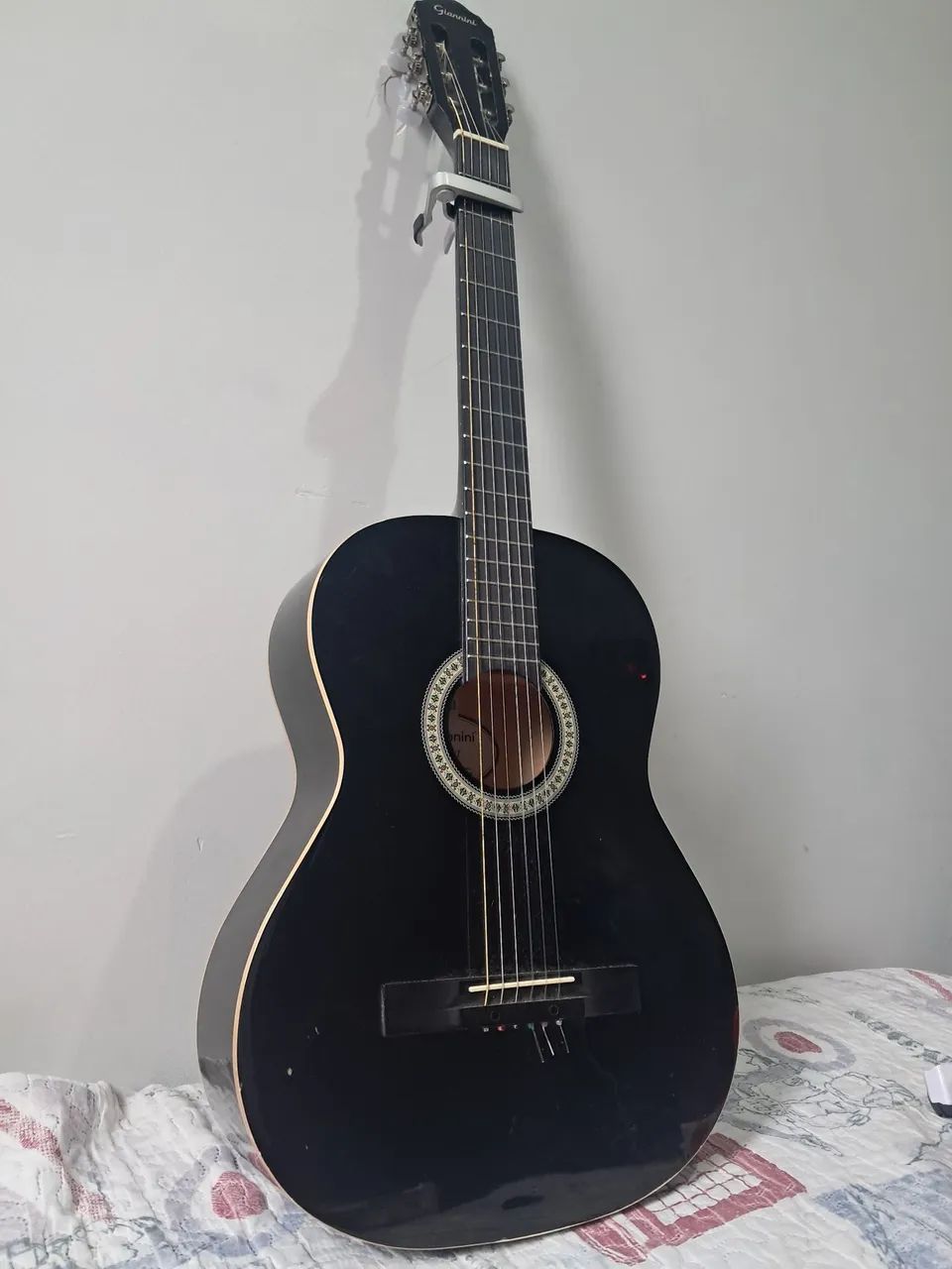 Violão Giannini bom estado e preço em conta!