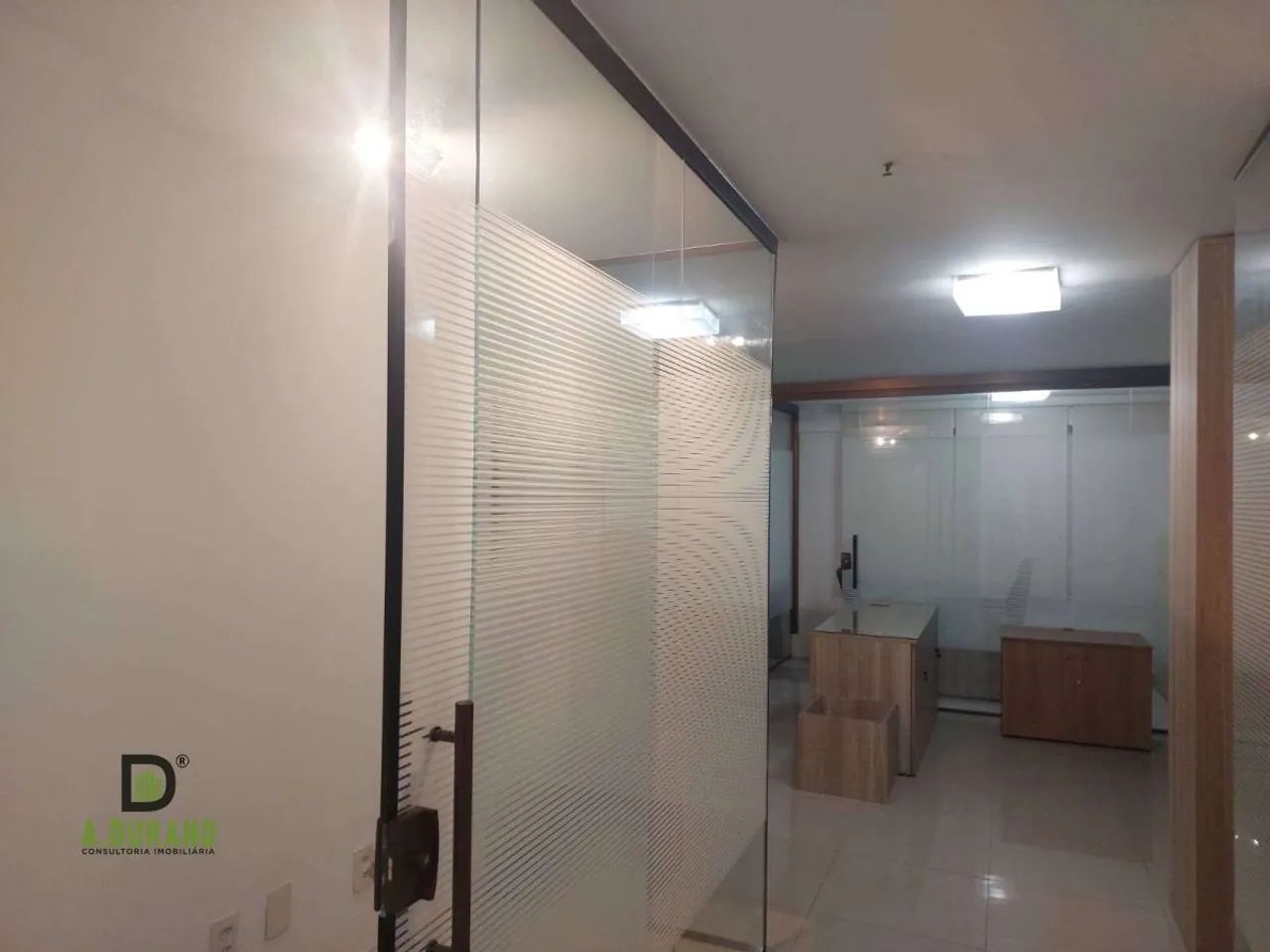 Lindíssima sala comercial mobiliada no Nova América Offices - Foto 4