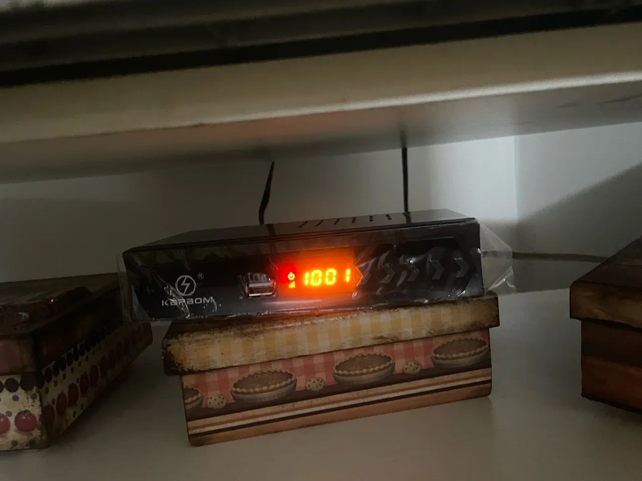 Vendo tv tubo com conversor funcionando perfeitamente  - Foto 4