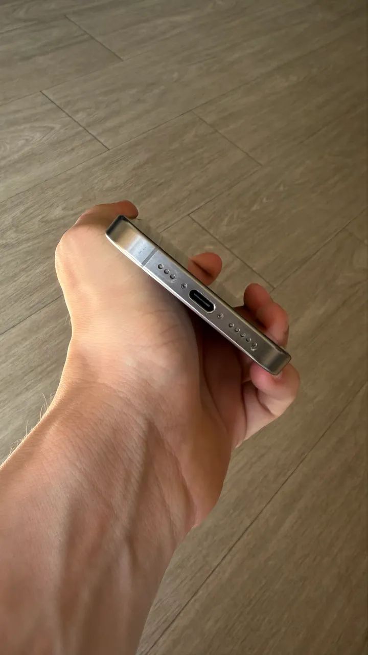 iPhone 15 Pro  - Foto 4