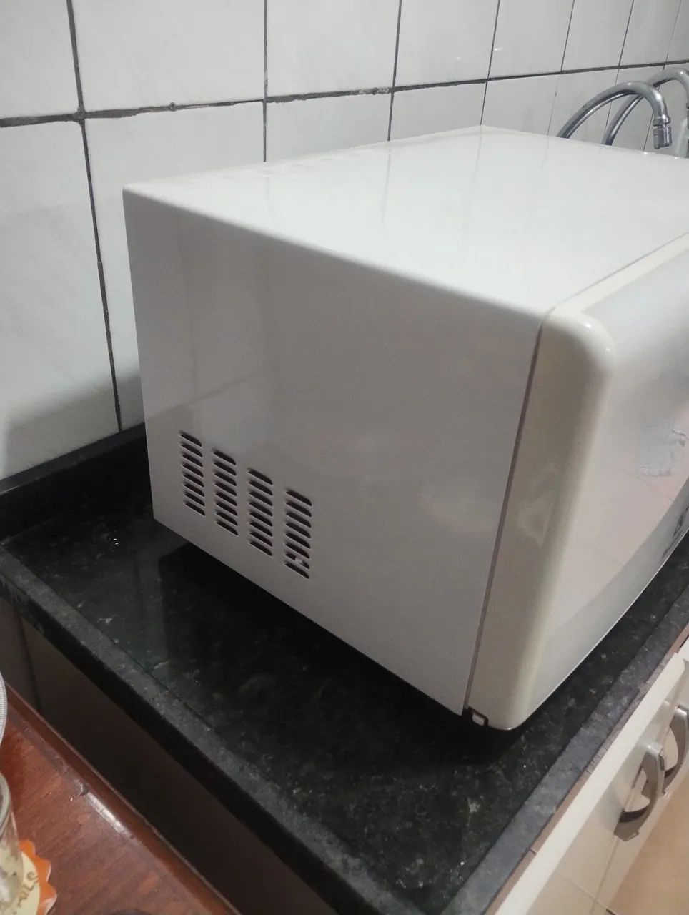 Microondas Eletrolux 31 litros funcionando perfeitamente, teste na hora,127v. - Foto 3