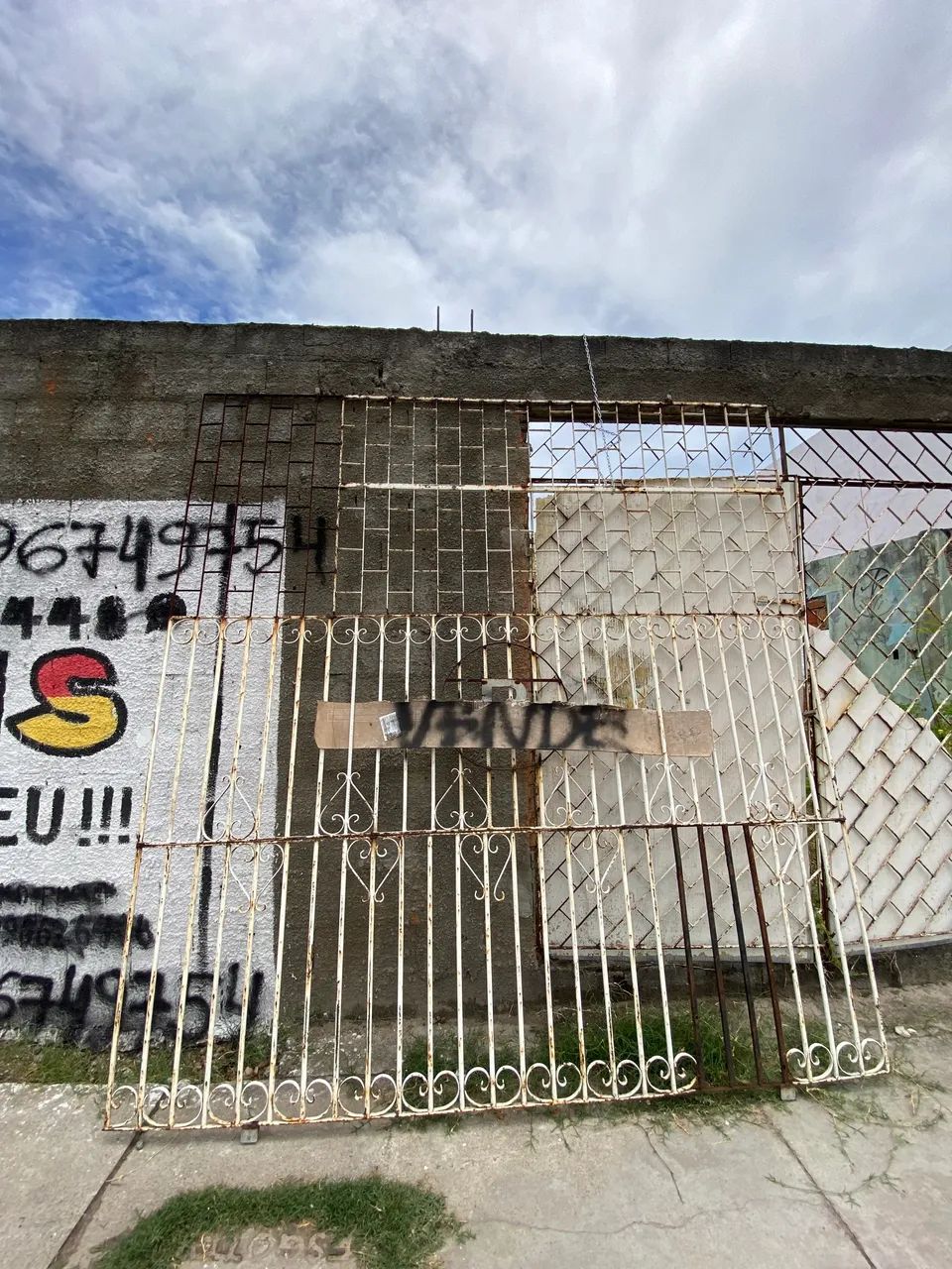 BAIXOU!!! Portão Relíquia com RODANAS 435689885145518082