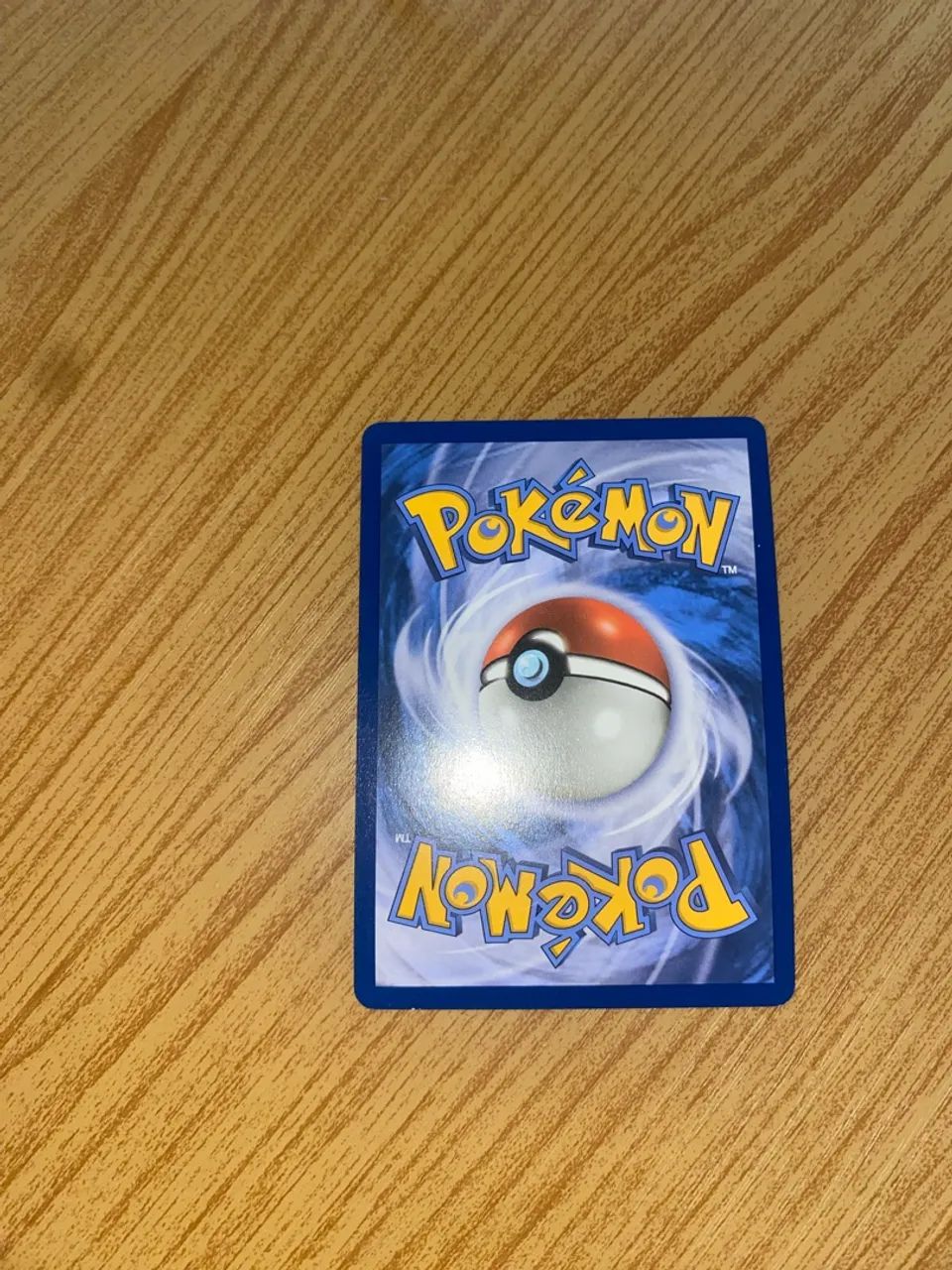 Carta Pokémon charizard e reshiram  - Foto 2
