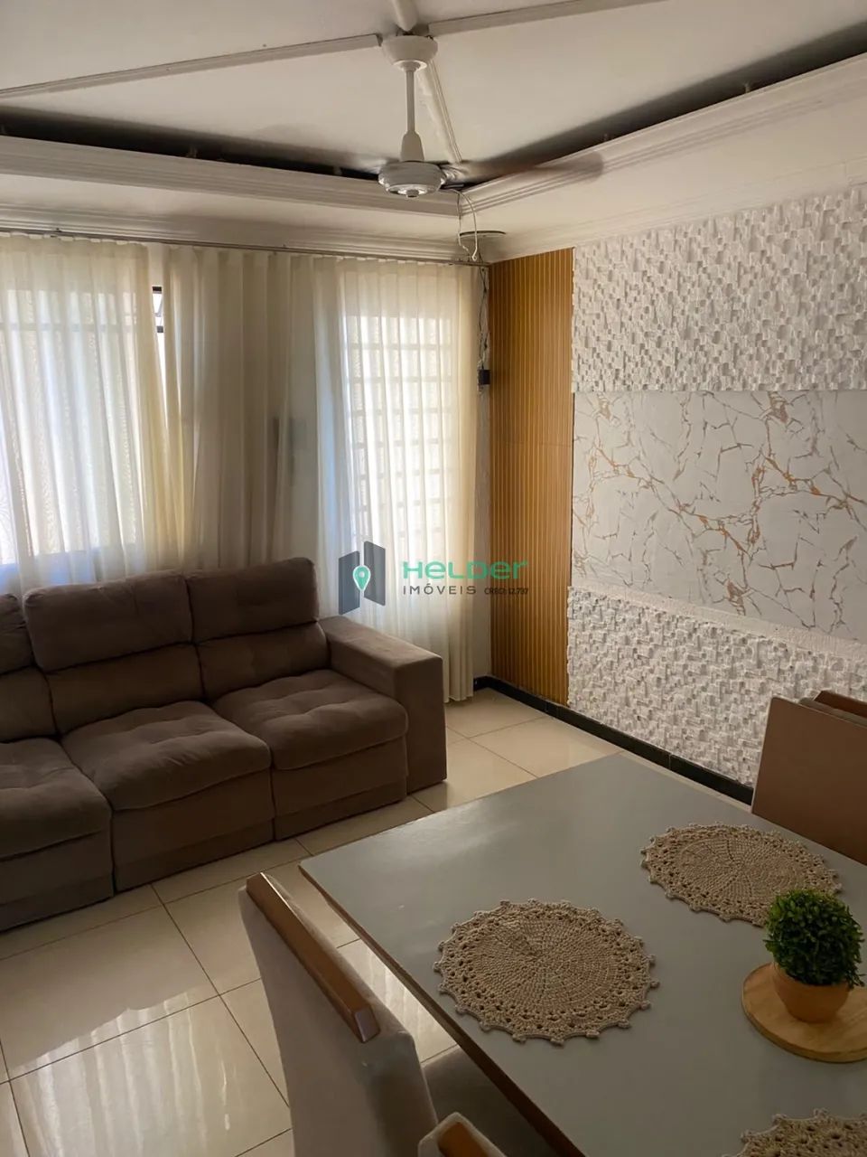 APARTAMENTO TÉRREO COM ÁREA PRIVATIVA  TAQUARIL