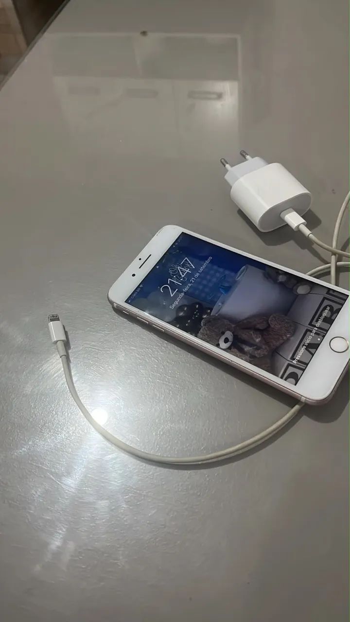 Celular iPhone 8 plus - Foto 2