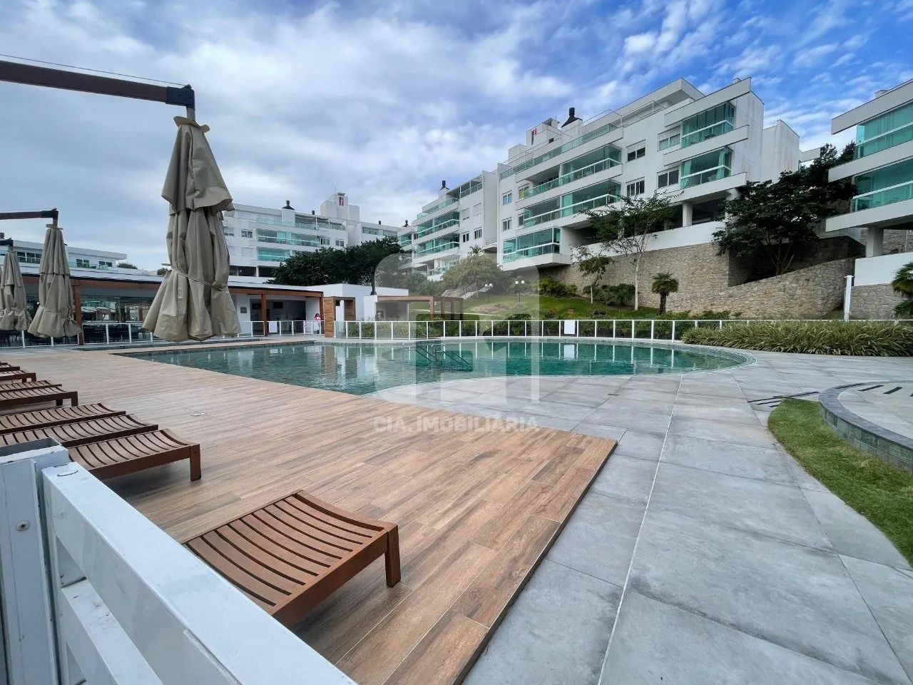 Apartamento 2 quartos mobiliado em Jurerê - Foto 2