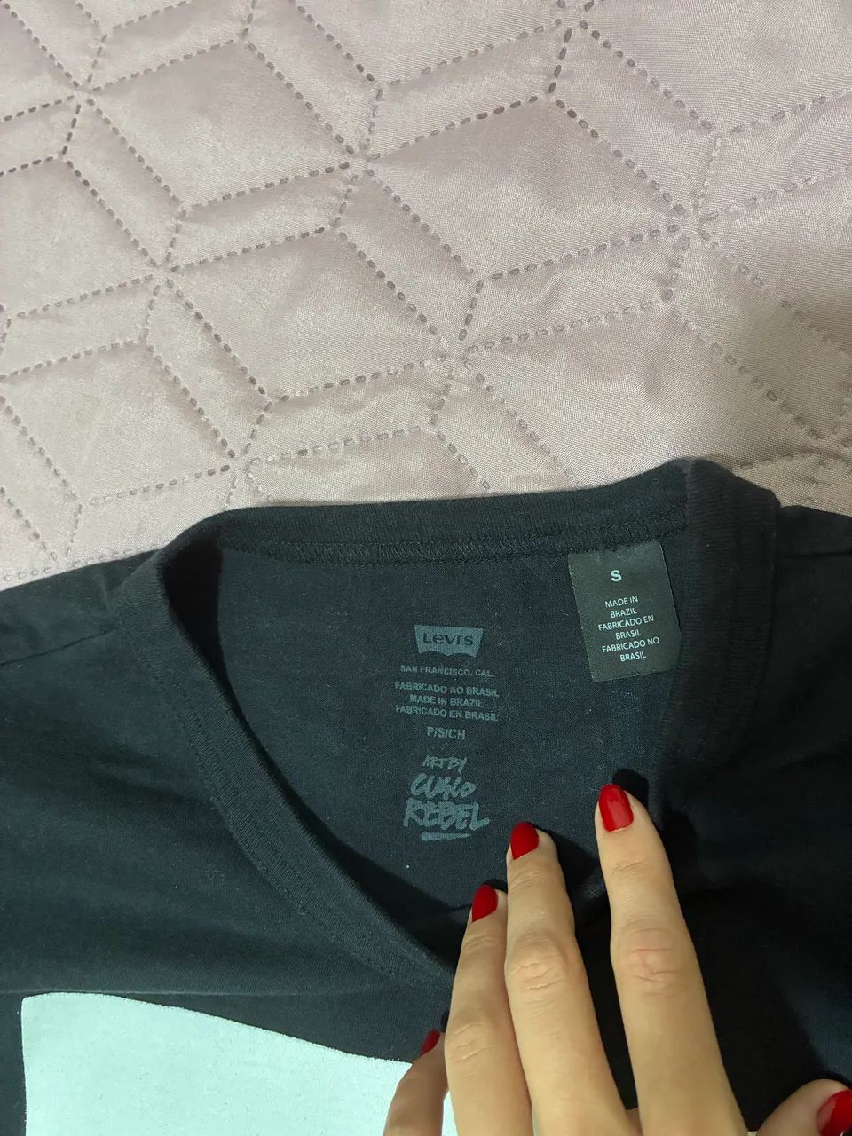 Camiseta Levis - Foto 4