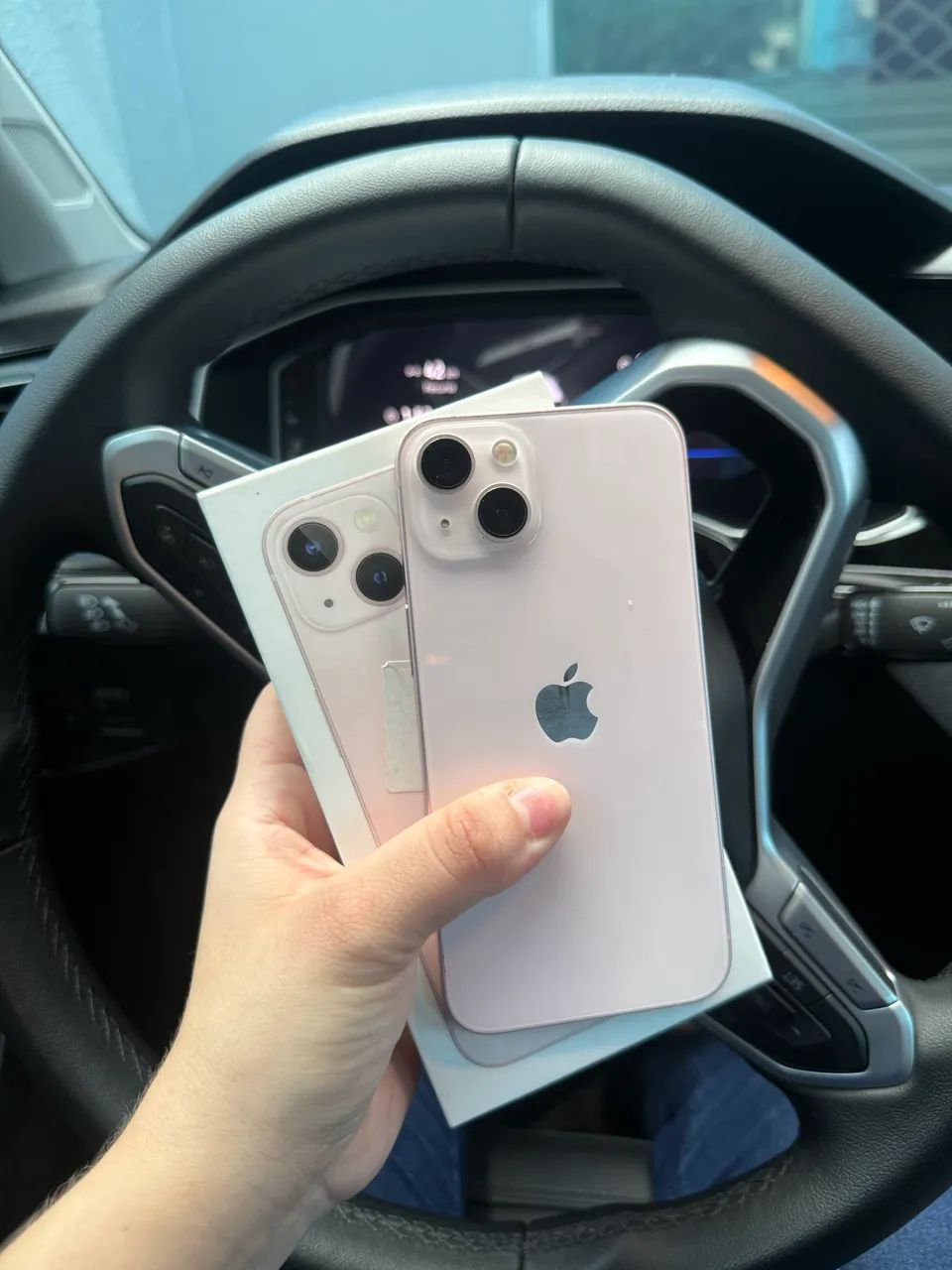 iPhone 13