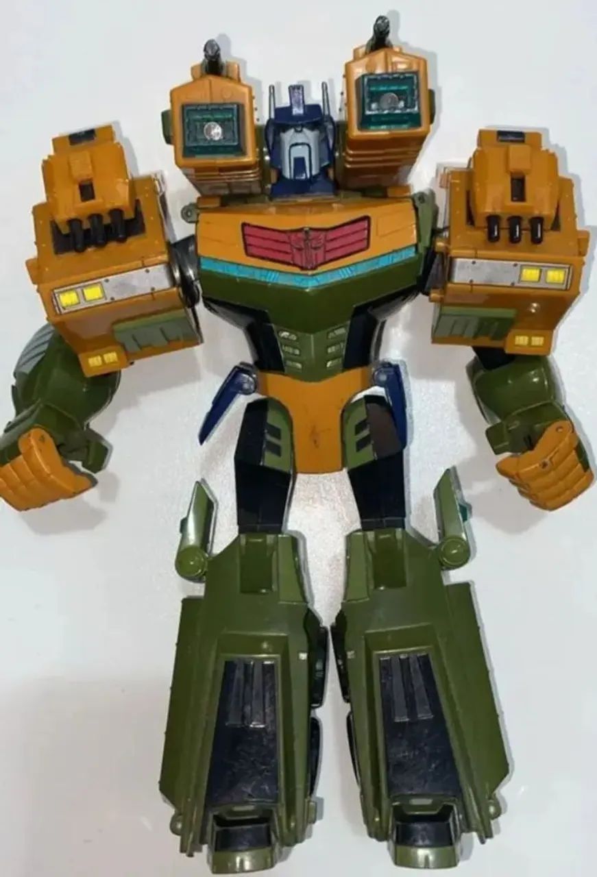 Boneco transformers ultra magnus leader 