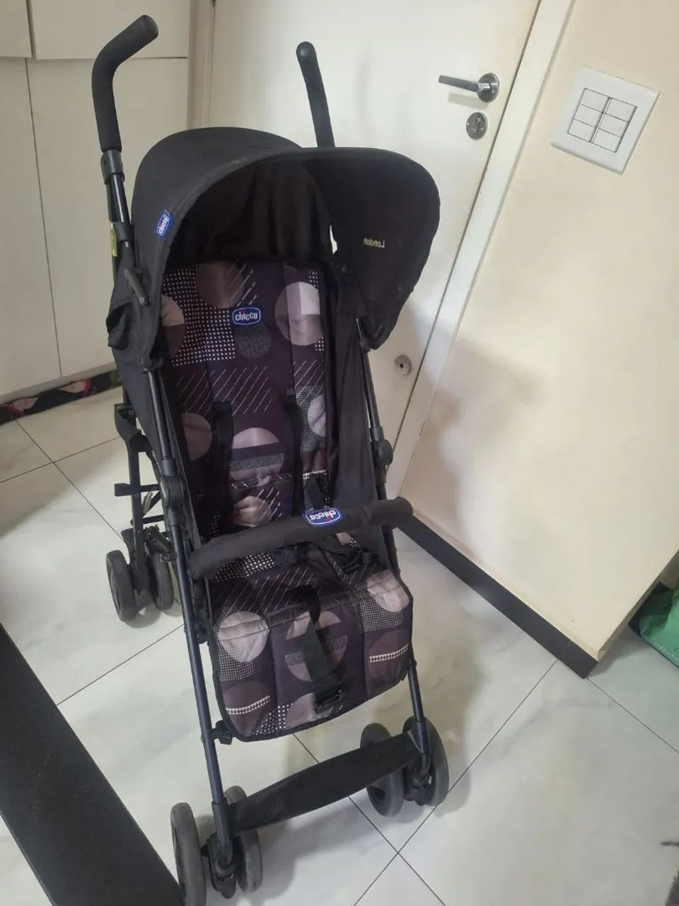 Carrinho guarda chuva London - Chicco
