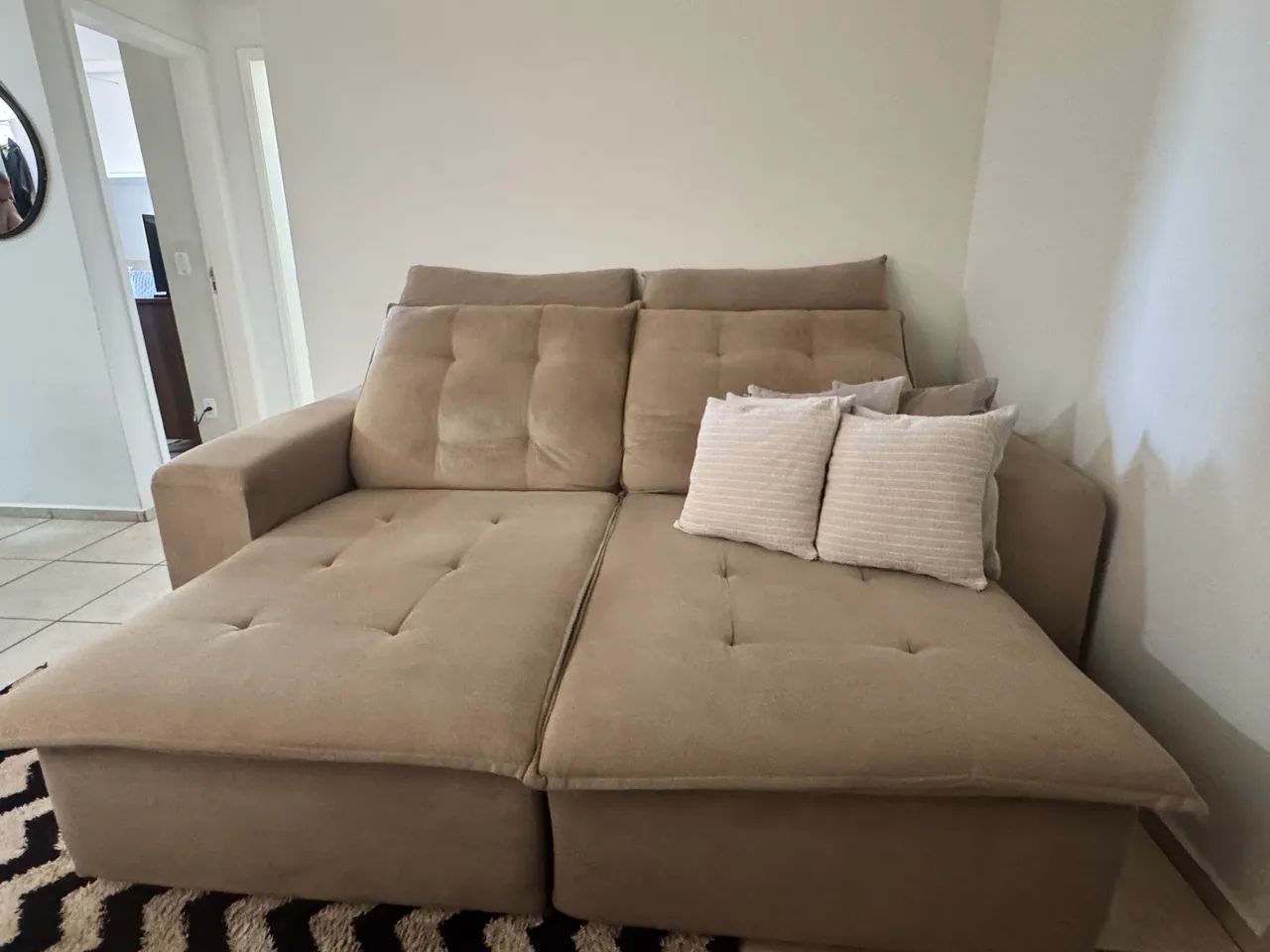 Vende-se Sofá retrátil 2,30 comprimento 1,30 fechado 1,80 aberto - Foto 5