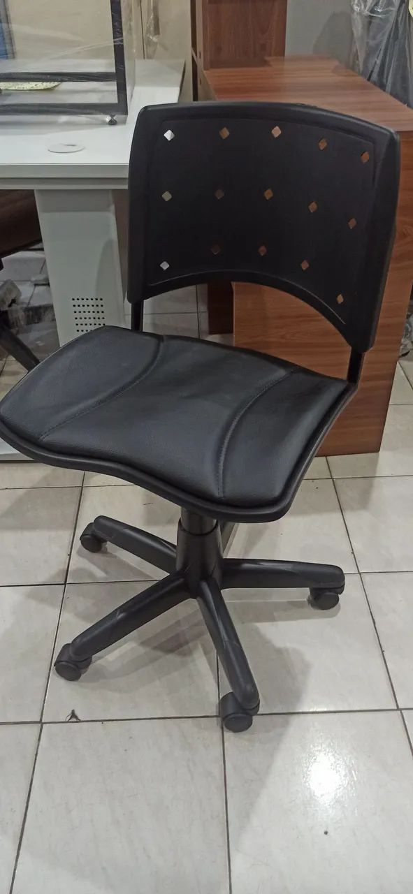 Cadeira giratória ergonômica  - Foto 2