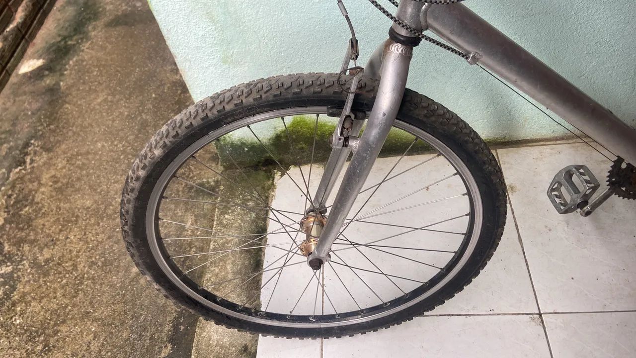 Bicicleta aro 24 - Foto 2