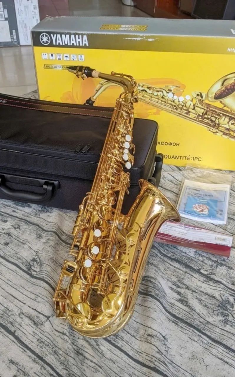 Yamaha YAS-480 Intermediate Alto Saxophone - Instrumentos musicais