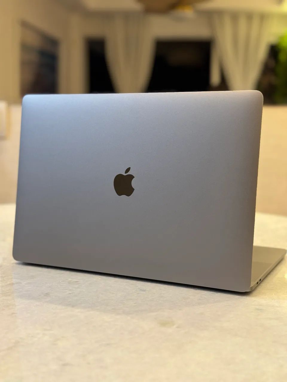 MacBook Pro 2018 i7 16GB RAM 512GB Touch Bar | Novo d+ - Notebooks