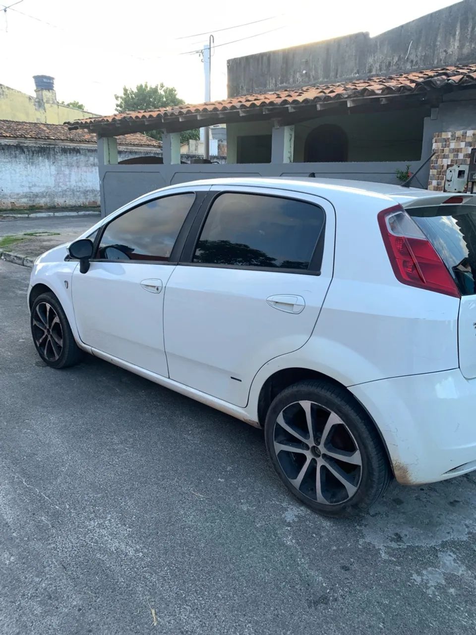 Fiat Punto 1.4 FIRE FLEX 8V 5P 2012