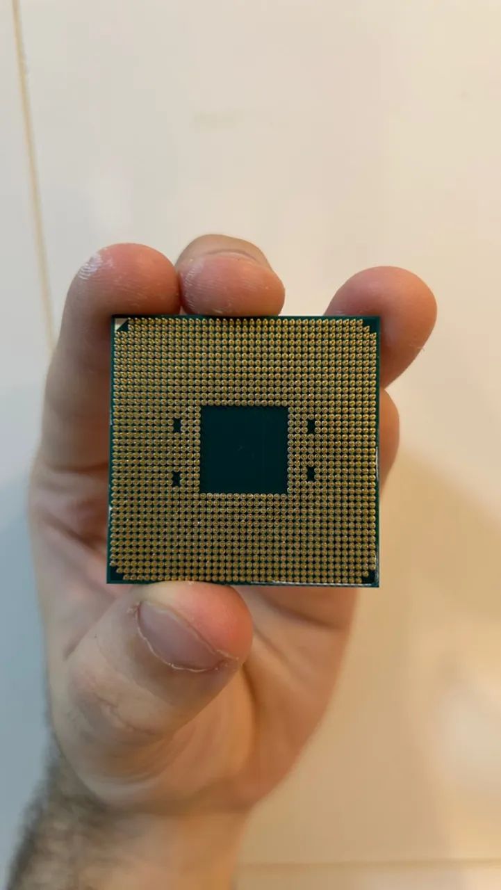 AMD RYZEN 7 3700x - Foto 4